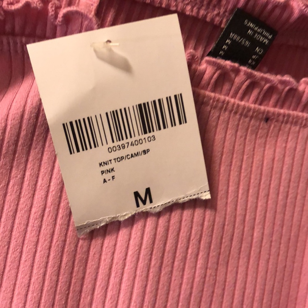Pink Ribbed Cropped Tank Top - Picture 3 of 3